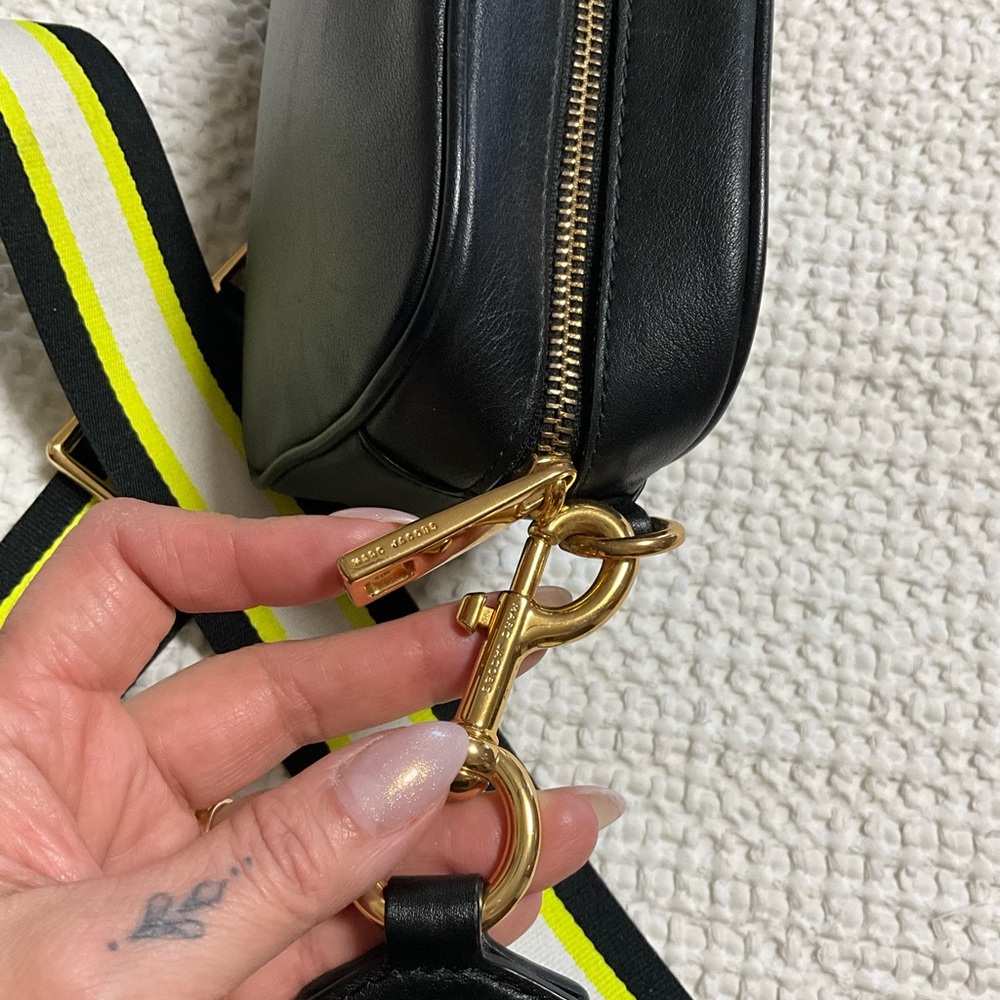 Marc Jacobs Black Crossbody Bag - Picture 8 of 16